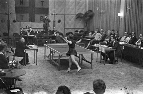 Tafeltennis Nederland tegen Belgie dames in Rotterdam, Bestanddeelnr 913-2395
