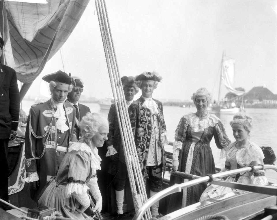 T.g.v. 150e Hardzeildag kwamen stadhouder Prins Willem V en zijn gemaal Prinses , Bestanddeelnr 918-0857