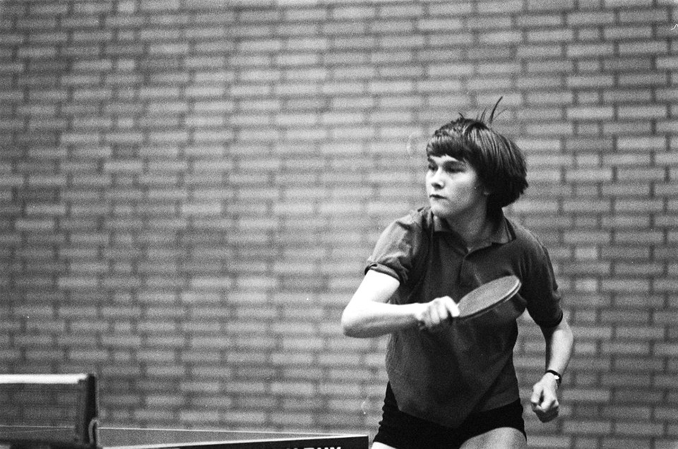 Tafeltennis om NTTB-cup in Huizen Bettine Vriesekoop in actie, Bestanddeelnr 929-5367