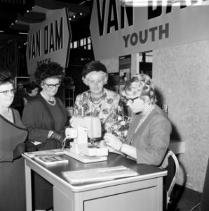 Tentoonstelling Femina in Ahoy te Rotterdam, Bestanddeelnr 918-2238