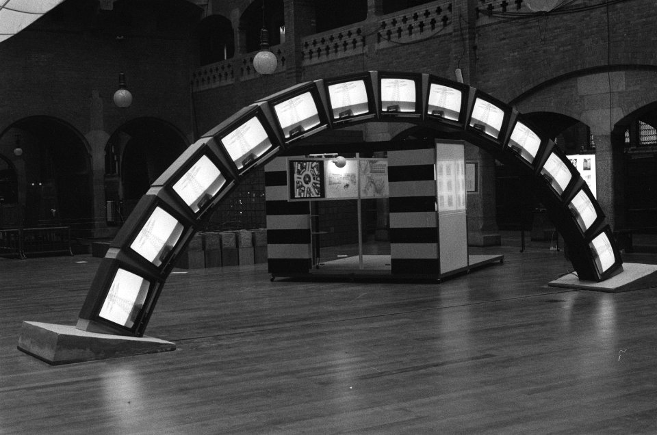Tentoonstelling architecten in de Koopmansbeurs te Amsterdam opdracht UN, Bestanddeelnr 933-4847