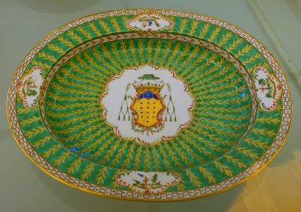 Table set owned by Porto Bishop António de San José de Castro, China, Jiaqing period, c. 1800-1810, porcelain - Museu Nacional de Soares dos Reis - Porto, Portugal - DSC00462