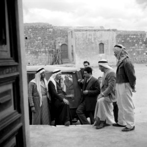 Tafereel in Zaita, een dorp dichtbij de (toenmalige) grens tussen Jordanië en Is, Bestanddeelnr 255-5585