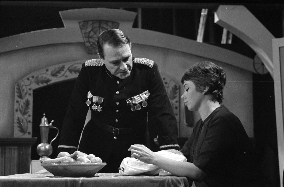 T. V. Politie, Bestanddeelnr 912-1958