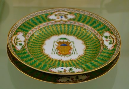 Table set owned by Porto Bishop António de San José de Castro, China, Jiaqing period, c. 1800-1810, porcelain - Museu Nacional de Soares dos Reis - Porto, Portugal - DSC00458