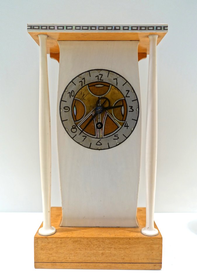 Table clock, designer Joseph Maria Olbrich, c. 1902, maple, ivory, nacre, copper, brass, tin - Museum Künstlerkolonie Darmstadt - Mathildenhöhe - Darmstadt, Germany - DSC06304