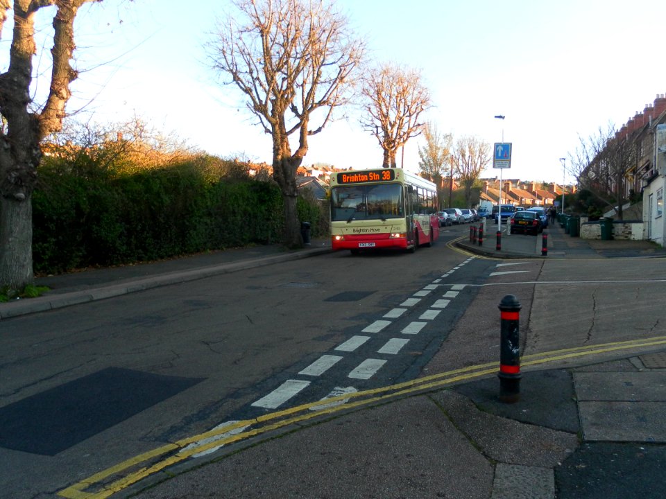 T313 SMV (B&H Route 38) at Coombe Road, Brighton (8 December 2012) (2)