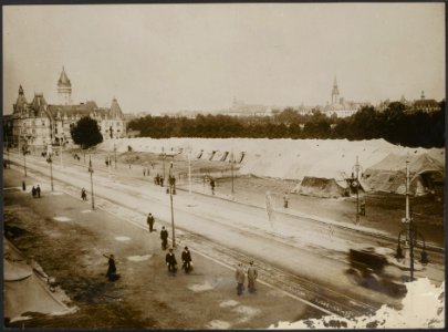 Tentenkamp te Luxemburg waar de Duitsche Keizer Wilhelm II thans verblijf houd, Bestanddeelnr 158-2436