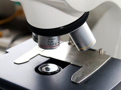 Microscope increases lab