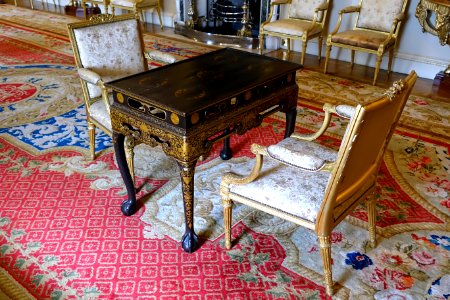 Table, view 1 - Cinnamon Drawing Room - Harewood House - West Yorkshire, England - DSC01910