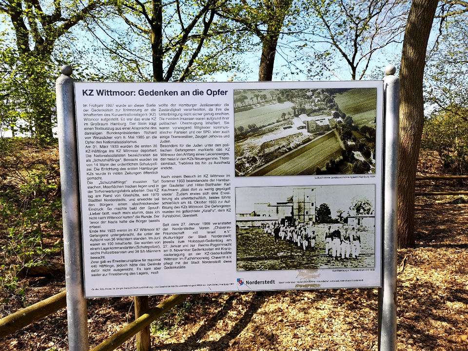 Tafel am Gedenkstein Wittmoor Fuchsmoorweg