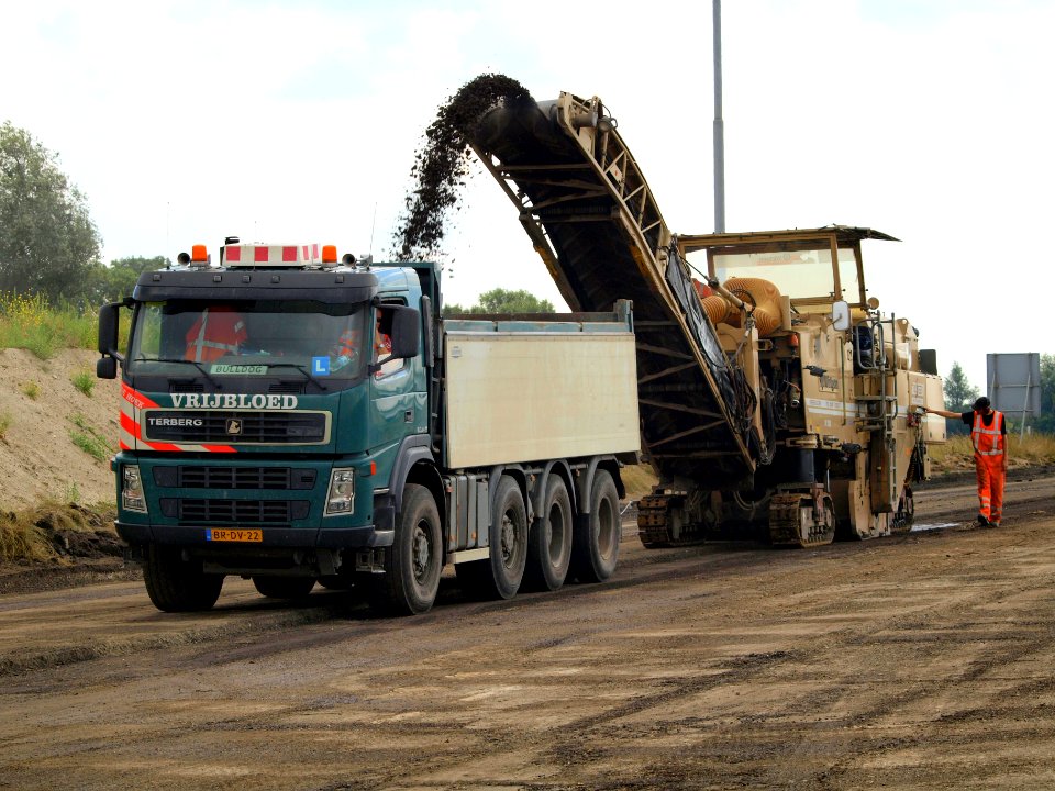 Terberg FM2000-T & Wirtgen W 2100