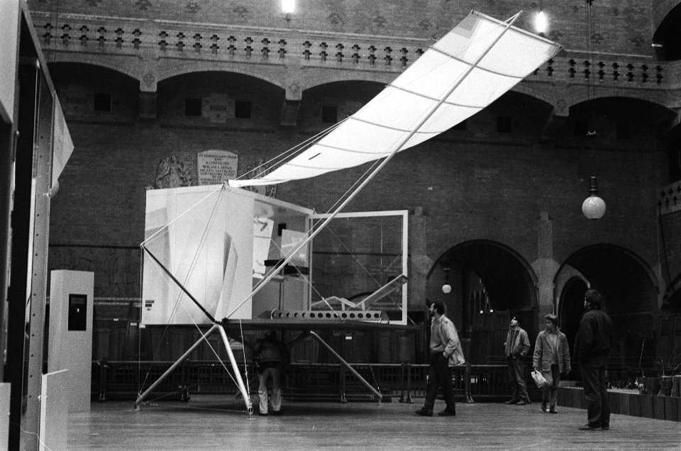 Tentoonstelling architecten in de Koopmansbeurs te Amsterdam opdracht UN, Bestanddeelnr 933-4846
