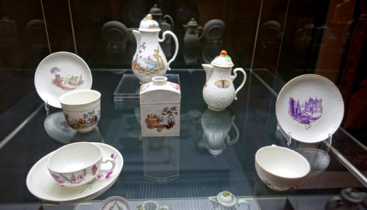 Table pieces, Würzburger Porzellanmanufaktur, date unknown, porcelain - Mainfränkisches Museum - Würzburg, Germany - DSC04937