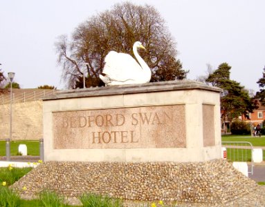SwanHotelCarparkSwan