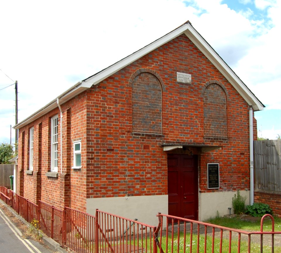Swanwick Shore Strict Baptist Chapel, Bridge Road, Lower Swanwick (NHLE Code 1391981) (May 2019) (7)