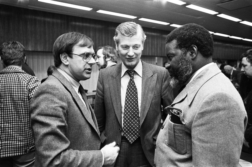 SWAPO-leider Nujoma in ons land, conferentie Voorwaarts over de grenzen, ex Ja, Bestanddeelnr 929-5795