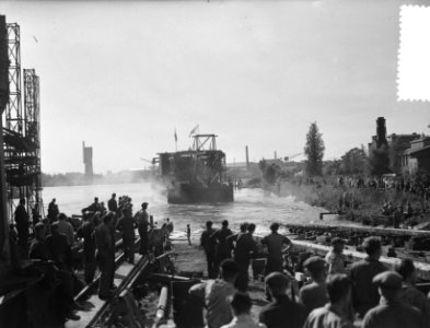 Tewaterlating 2 snijkopzuigers Langkaas en Selajar bi Smit (Kinderdijk), Bestanddeelnr 906-6884