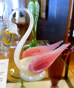 Swan dish, Pairpoint Glass Co., 1957-1970, glass - Old Colony History Museum - Taunton, Massachusetts - DSC03875