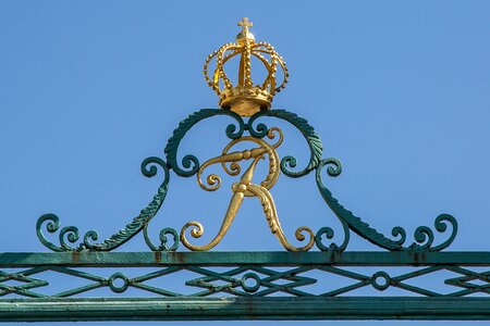 Gold prince ruler