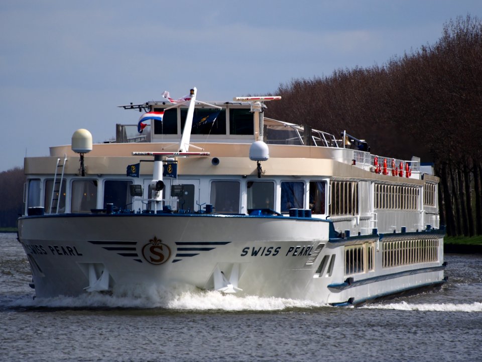 Swiss Pearl (ship, 1993) Amsterdam Rijnkanaal pic5