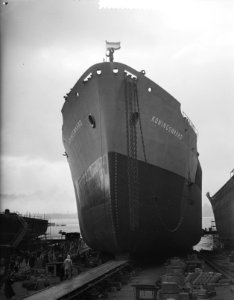 Tewaterlating motortankschip Koningswaard NDSM Amsterdam, Bestanddeelnr 907-5894