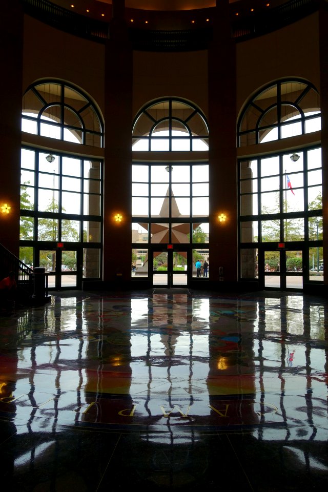 Texas State History Museum - Austin, Texas - DSC08229