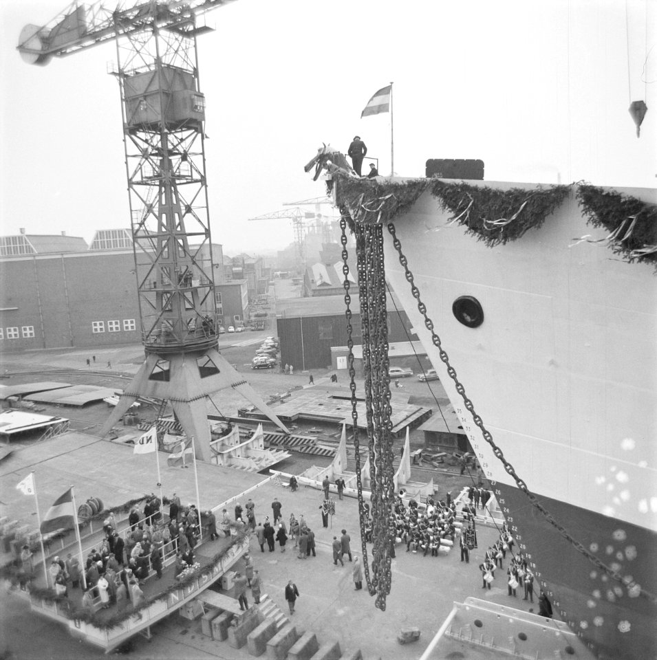 Tewaterlating Magasahi bij de NDSM te Amsterdam, Bestanddeelnr 912-2056