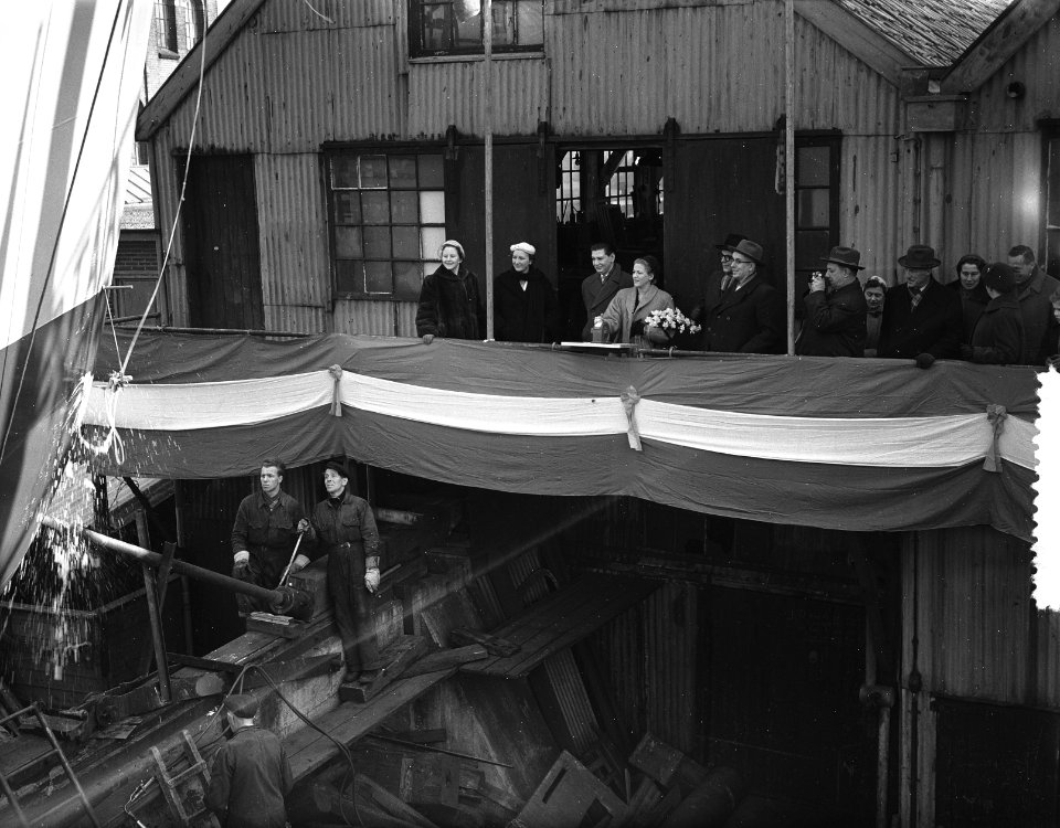 Tewaterlating Elke Danielsen Zaanlandse Scheepsbouw Maatschappij, Bestanddeelnr 907-6350