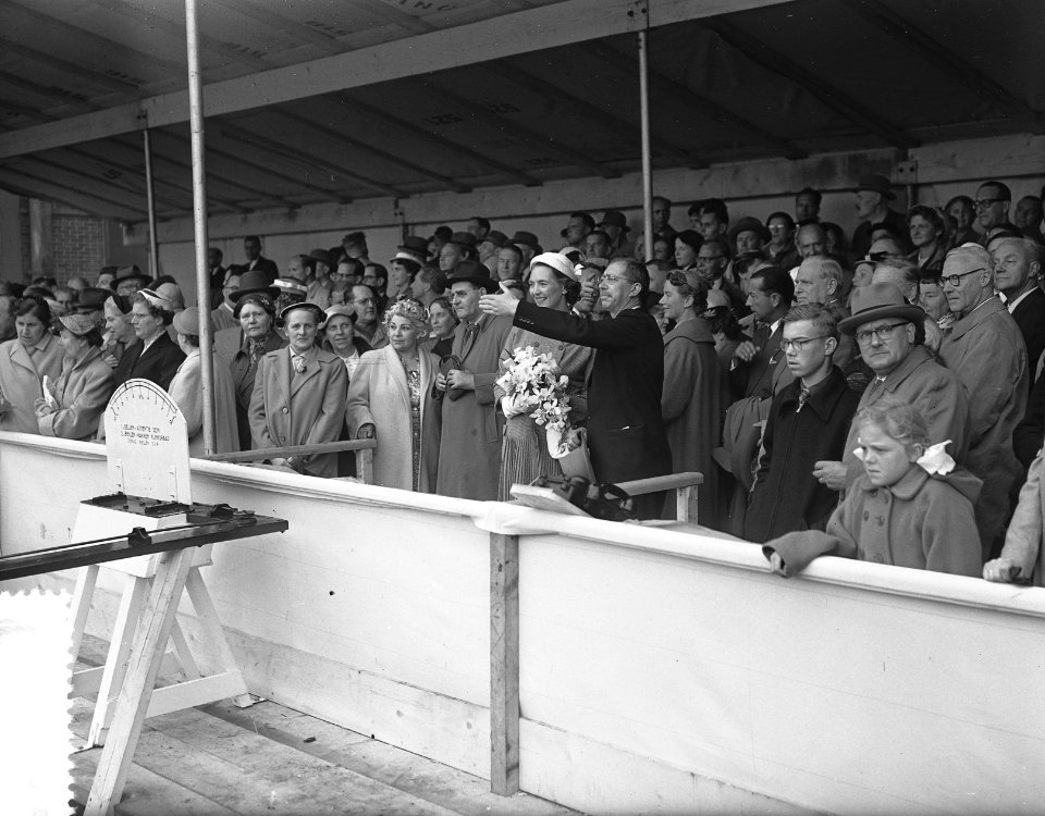 Tewaterlating Kara, Bestanddeelnr 907-1956