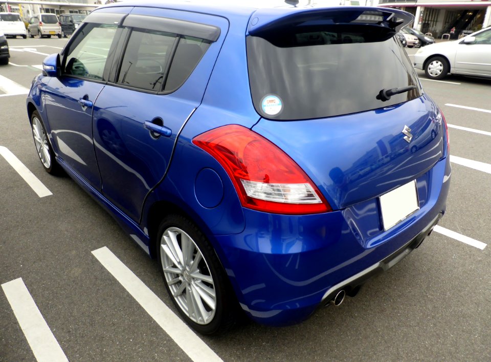 Suzuki SWIFT Sport (ZC32S) rear
