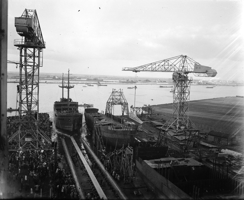 Tewaterlating Karossa, Bestanddeelnr 902-4197