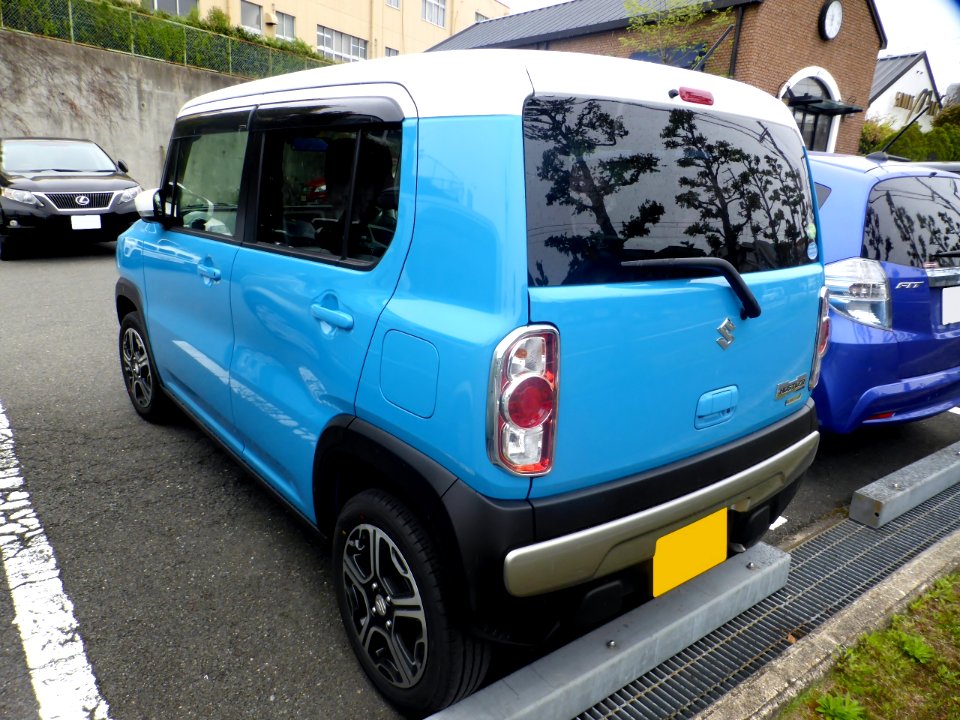 Suzuki HUSTLER X TURBO (MR31S) rear