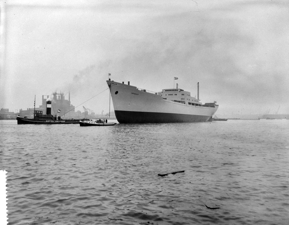 Tewaterlating HOVANGER bij de NDSM te Amsterdam, Bestanddeelnr 909-9902