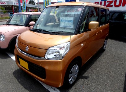 Suzuki SPACIA X (DAA-MK42S) front