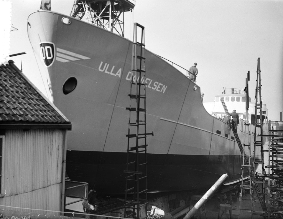 Tewaterlating Elke Danielsen Zaanlandse Scheepsbouw Maatschappij, Bestanddeelnr 907-6335