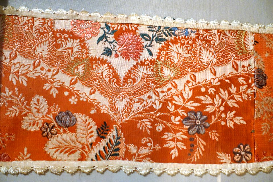 Textile, unidentified - Museo Nacional de Artes Decorativas - Madrid, Spain - DSC08231