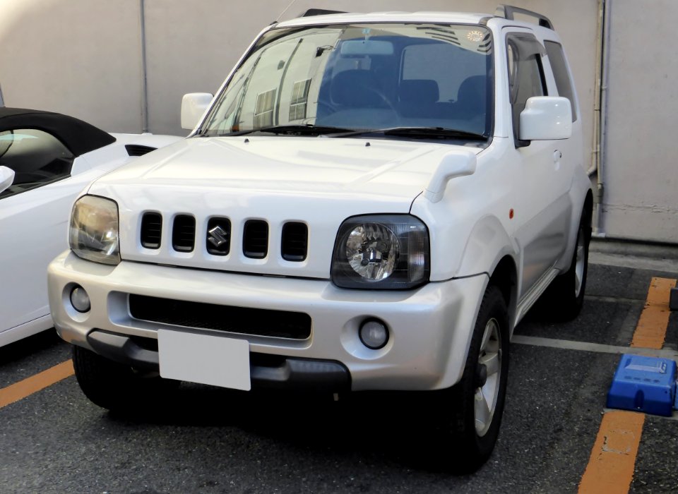 Suzuki Jimny SIERRA (JB43W) front