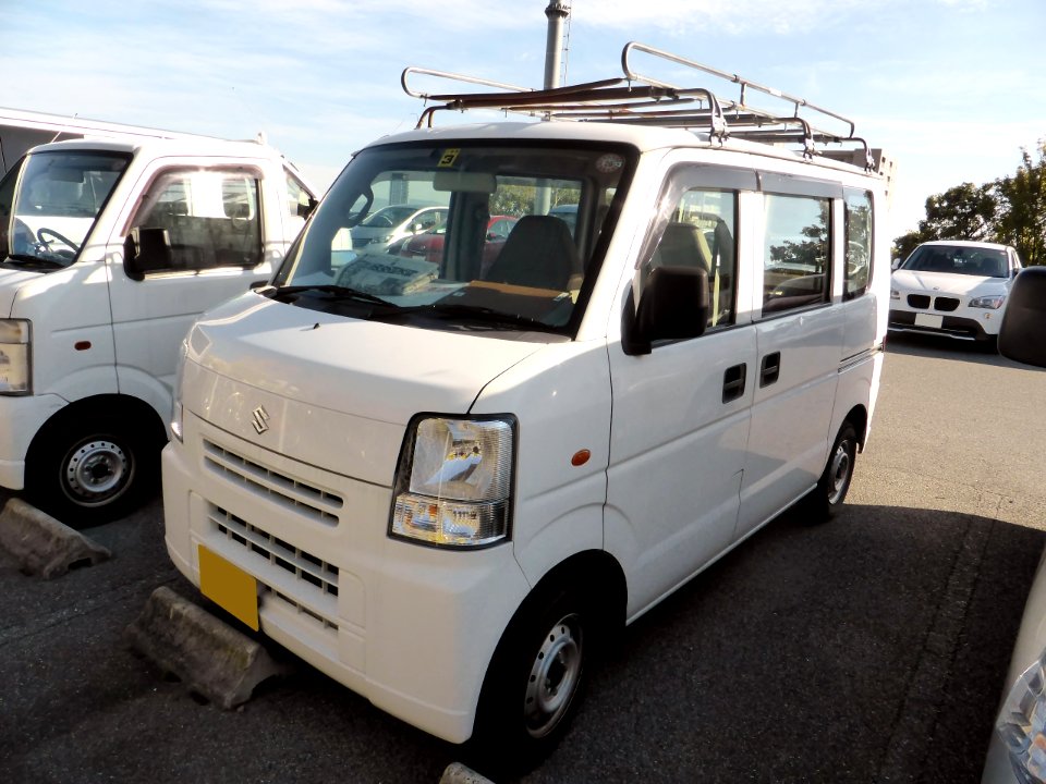 Suzuki EVERY GA (DA64) front