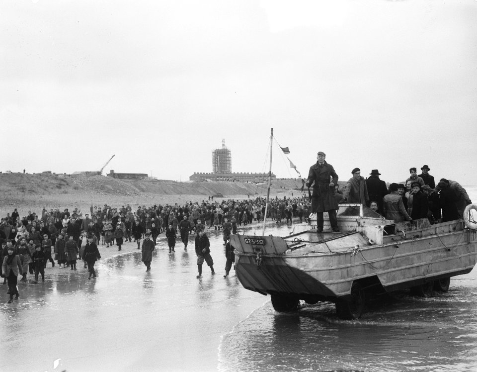 Tewaterlating Het Ding Zandvoort, Bestanddeelnr 904-4246