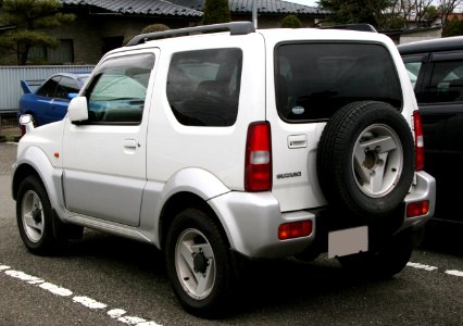 Suzuki Jimny Sierra rear