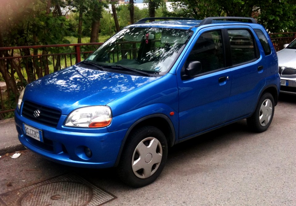 Suzuki Ignis front