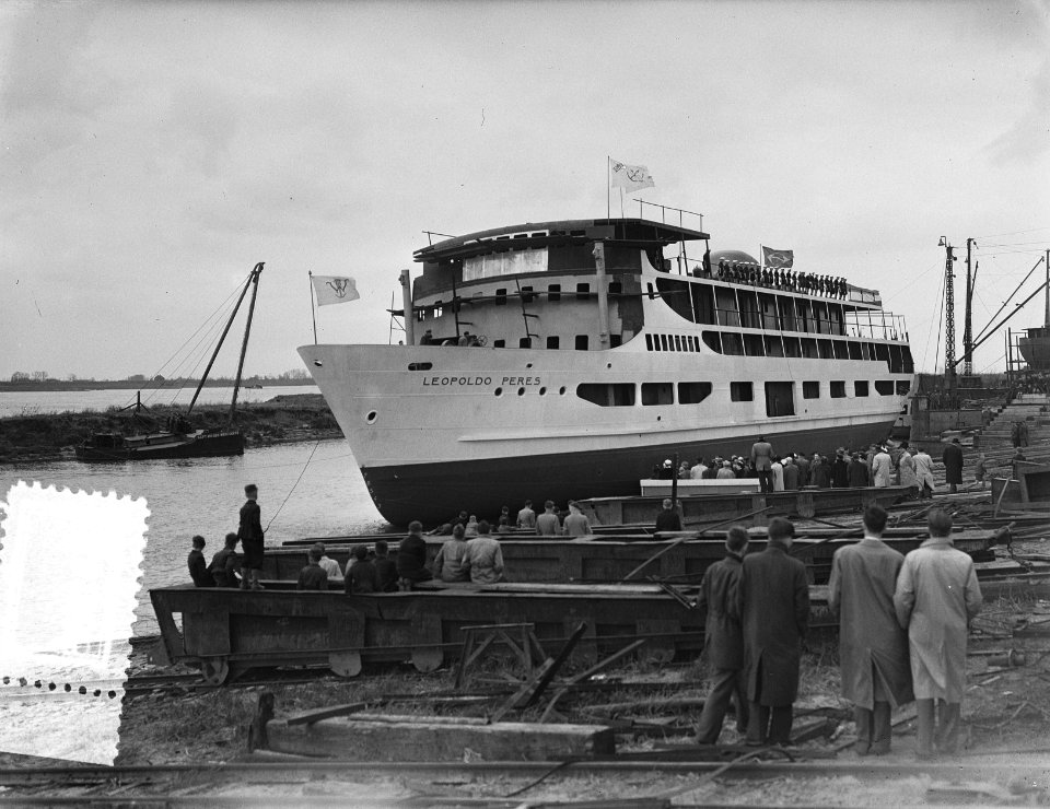Tewaterlating Gilyang Scheepswerf De Waal Deest Zaltbommel, Bestanddeelnr 906-4088