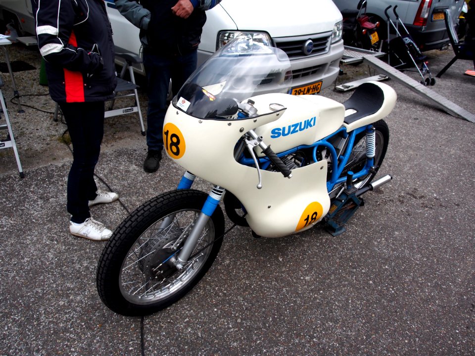 Suzuki No18, pic-002