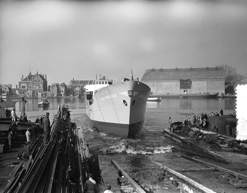 Tewaterlating Elke Danielsen Zaanlandse Scheepsbouw Maatschappij, Bestanddeelnr 907-6344