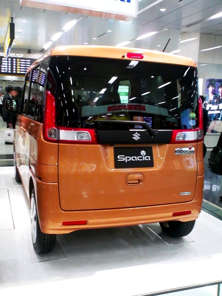 Suzuki Spacia X exhibited at JR Shin-Osaka Station rear