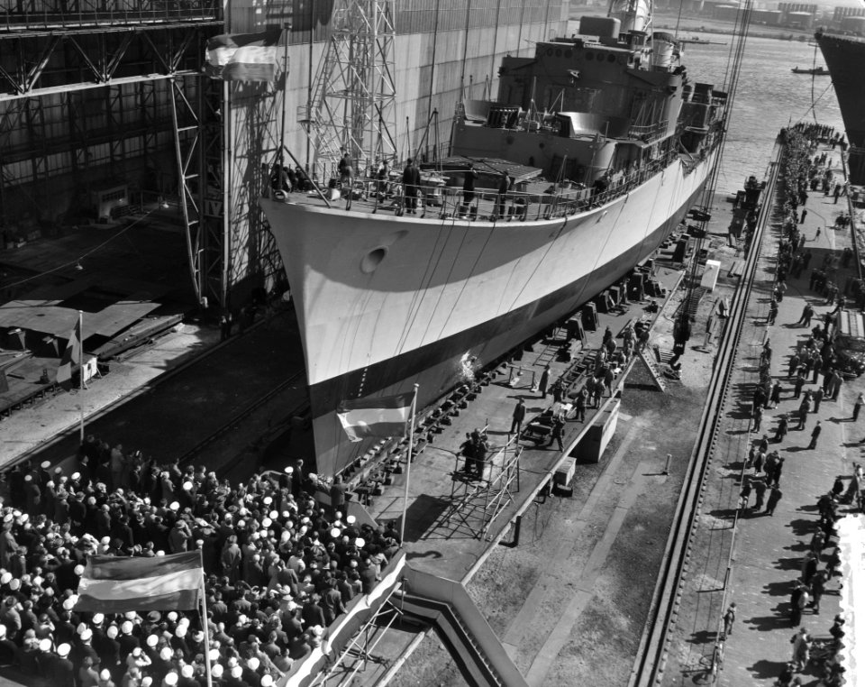 Tewaterlating torpedoboot Overijssel bij Wilton Fijenoord, Bestanddeelnr 907-8778