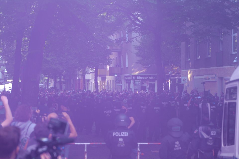 Syndikat eviction protest Berlin Weisestraße 2020-08-07 33