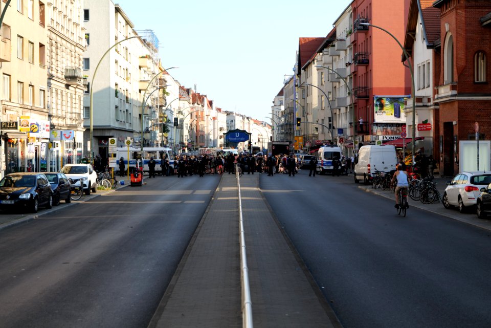 Syndikat eviction protest Berlin Hermannstraße 2020-08-07 23