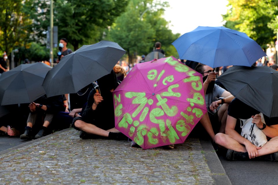 Syndikat eviction protest Berlin Hermannstraße 2020-08-07 08